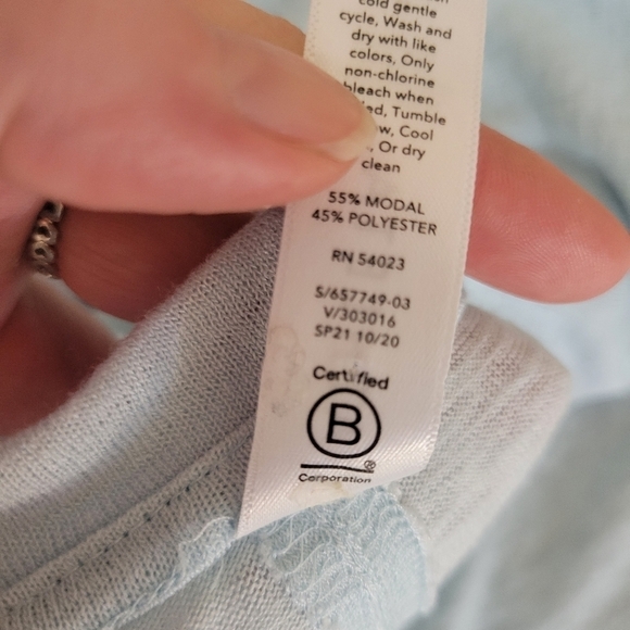 Athleta Release Tee Shirt Top Size Small  657749 - Picture 7 of 7